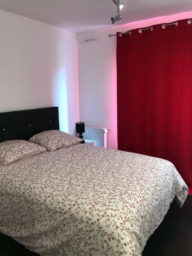 Chambre d'Hôtes Proche de Disneyland et Pas Loin de Paris Bussy-Saint-Georges Exterior foto